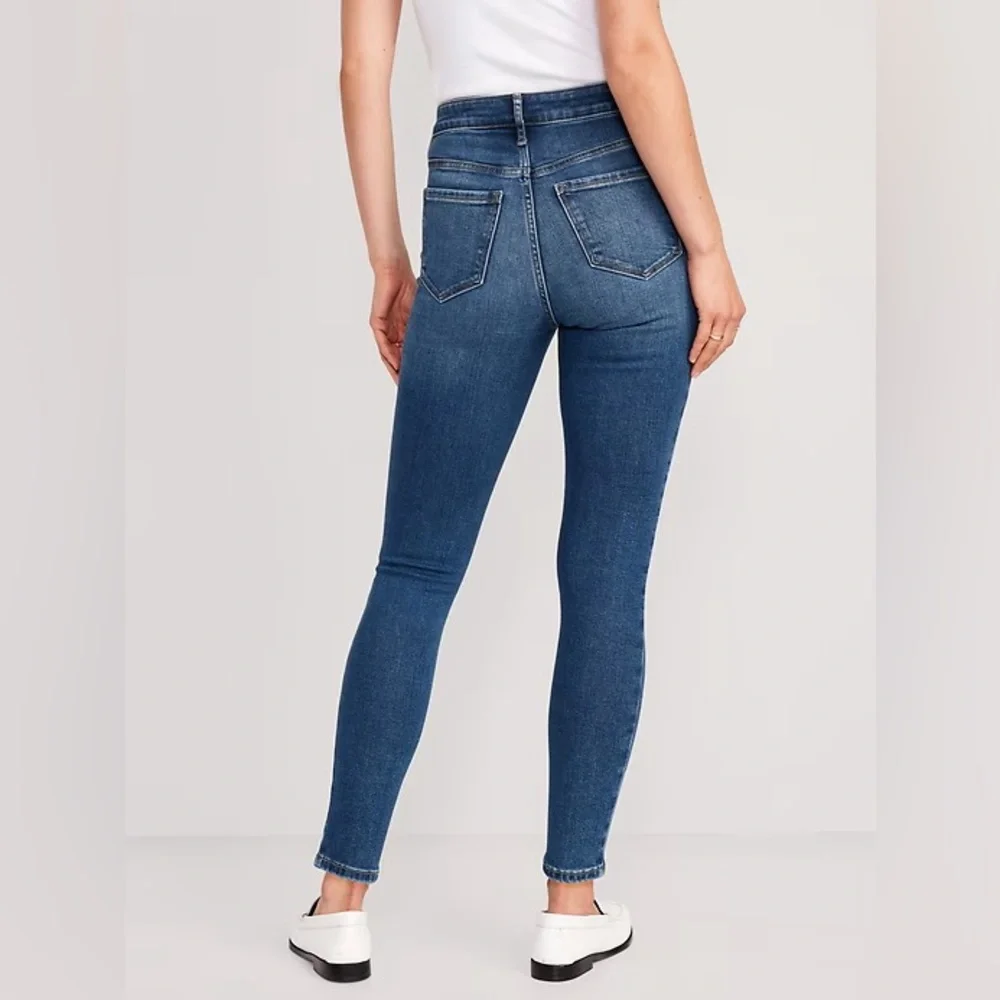 Old Navy Mid Wash High Waisted Rockstar Super Skinny Jeans Size 10 Ten - Picture 2 of 9
